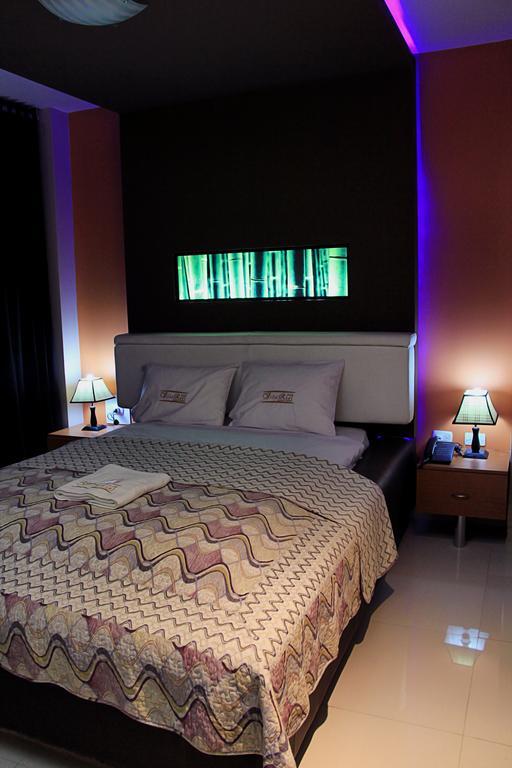 Villa Real Hotel & Suites Chiclayo Rum bild