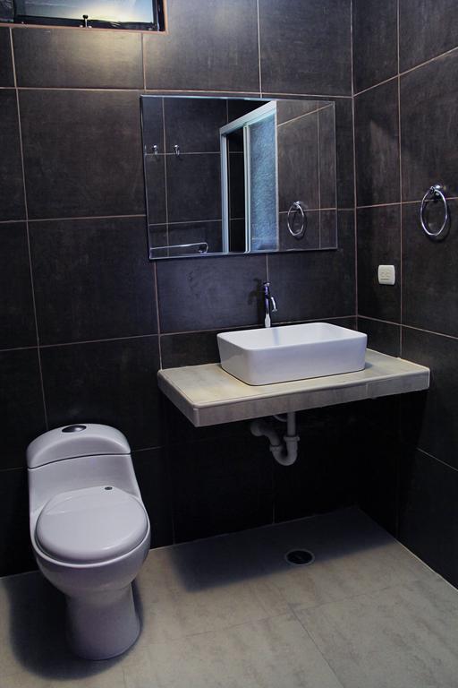 Villa Real Hotel & Suites Chiclayo Rum bild