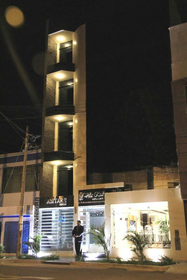 Villa Real Hotel & Suites Chiclayo Exteriör bild