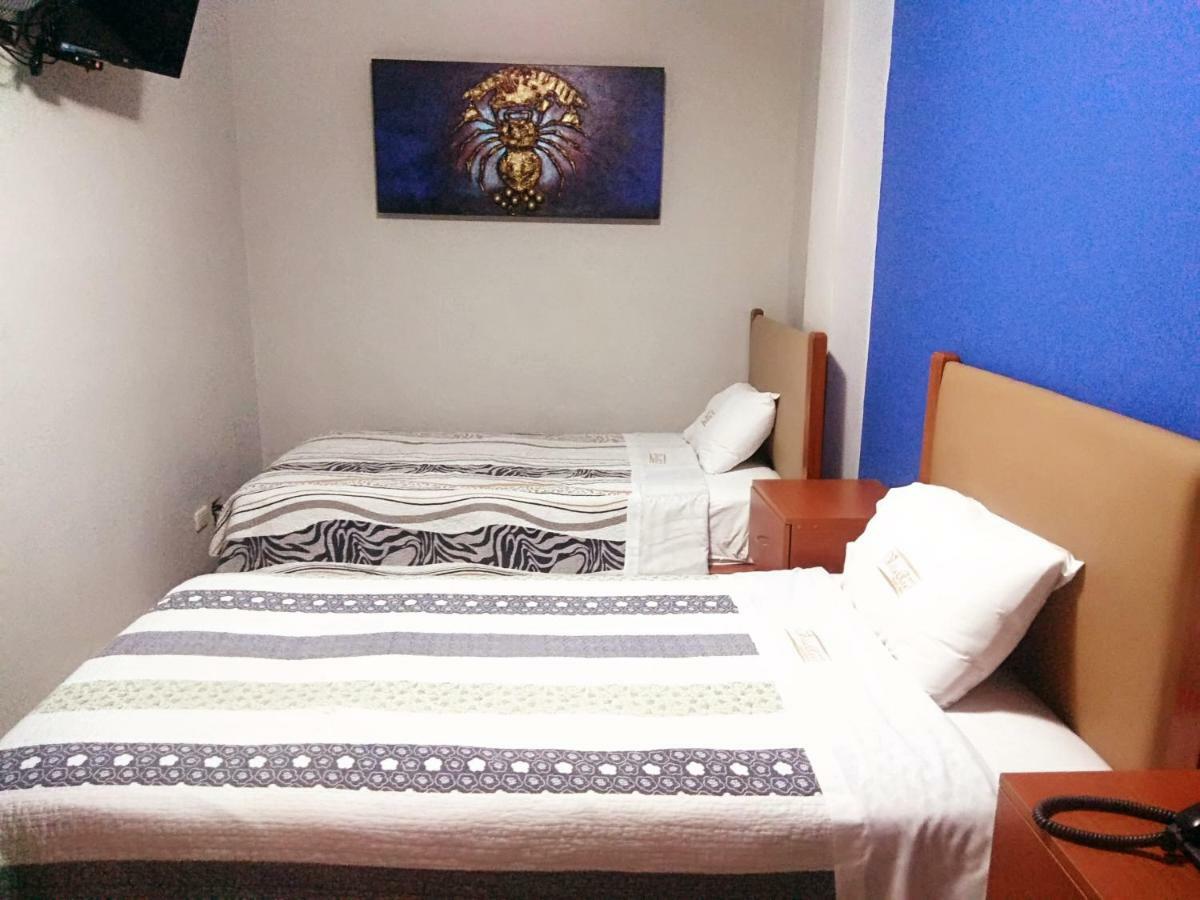 Villa Real Hotel & Suites Chiclayo Exteriör bild