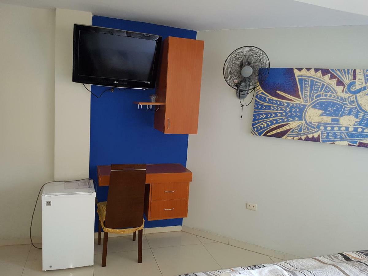 Villa Real Hotel & Suites Chiclayo Exteriör bild